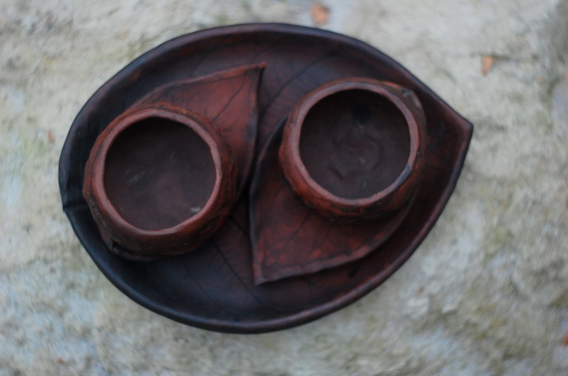 Handmade pottery mug set of 2 mugs "Walnut" w/  2 leaf shaped saucers