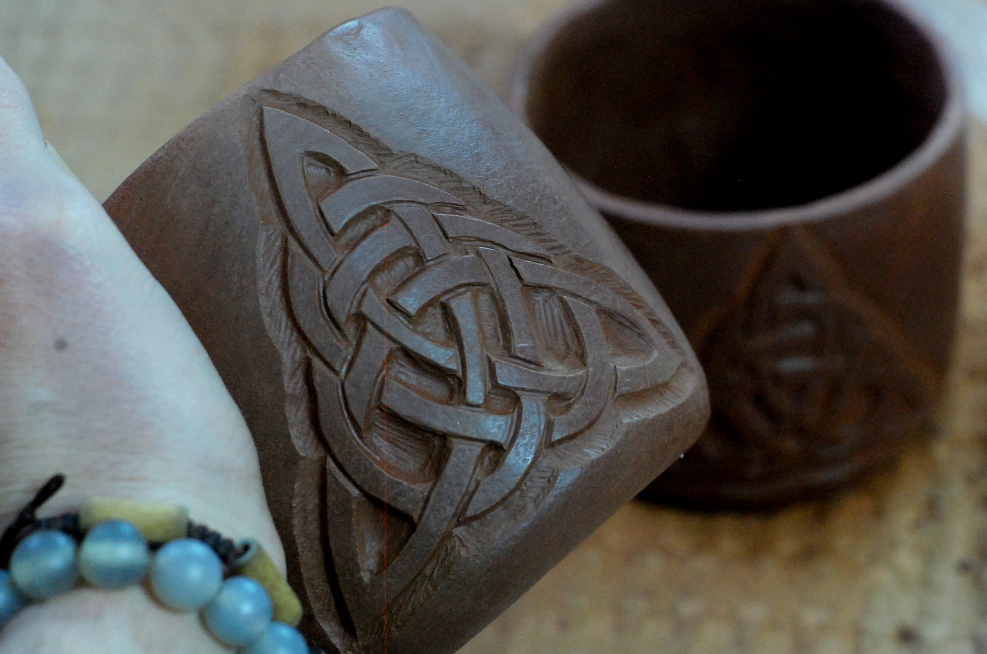 Triquetra Viking pottery mug w/ handle