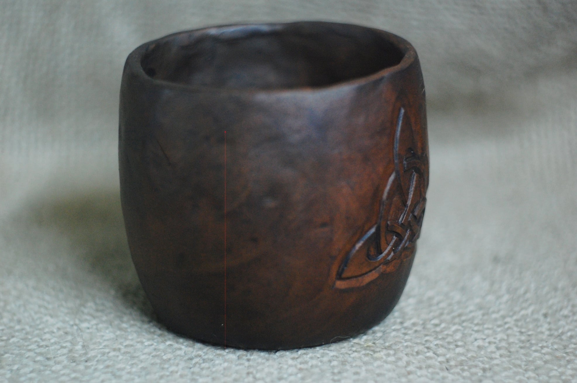 Triquetra pottery clay mug w/ handle